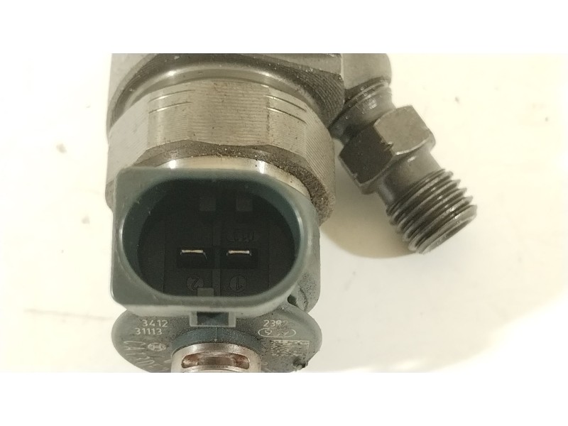 Recambio de inyector para mini mini countryman (r60) cooper d referencia OEM IAM 850690204 0445110600 