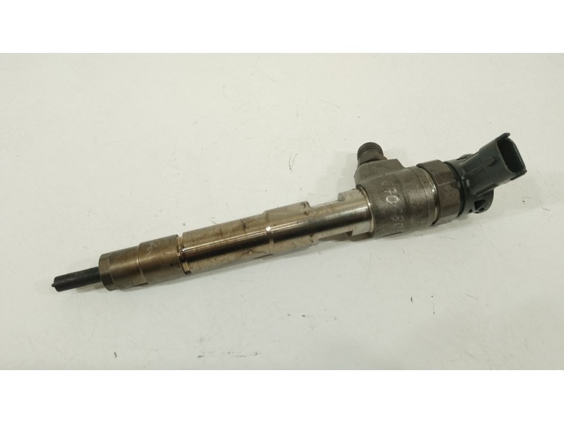 Recambio de inyector para nissan qashqai (j11) referencia OEM IAM H8201636333 0445110800 