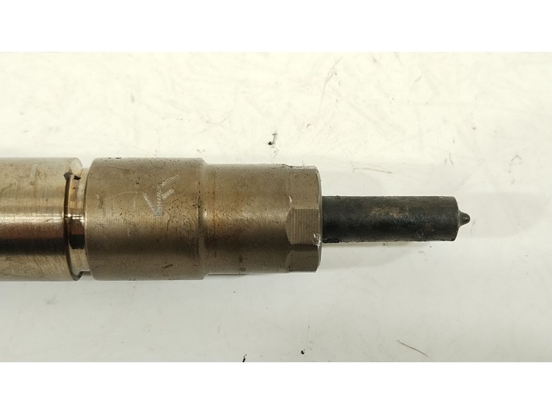 Recambio de inyector para nissan qashqai (j11) referencia OEM IAM H8201636333 0445110800 