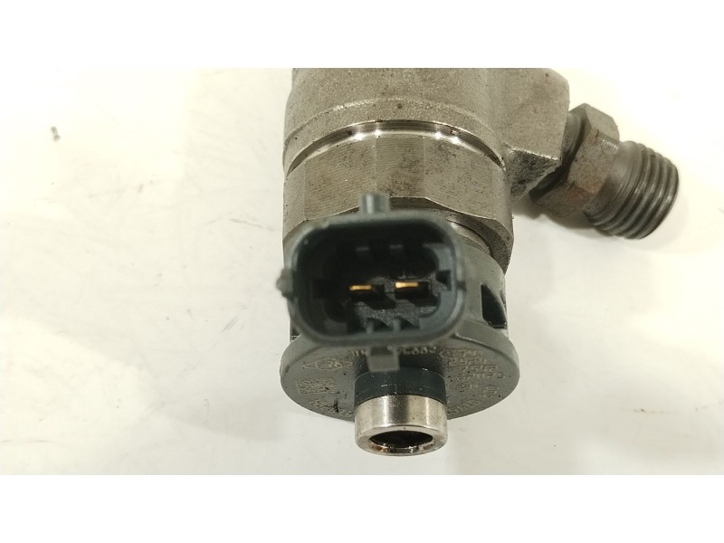 Recambio de inyector para nissan qashqai (j11) referencia OEM IAM H8201636333 0445110800 