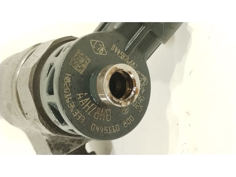 Recambio de inyector para nissan qashqai (j11) referencia OEM IAM H8201636333 0445110800 