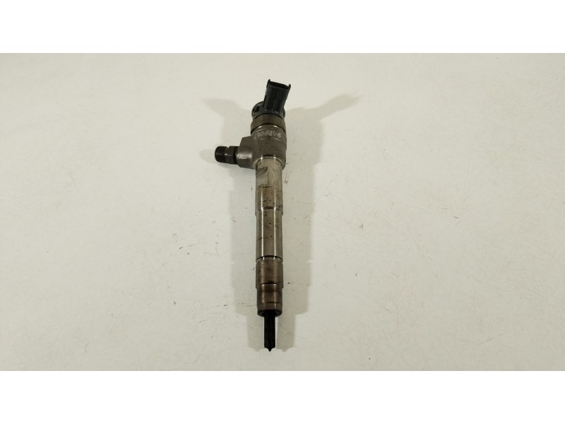 Recambio de inyector para nissan qashqai (j11) referencia OEM IAM H8201636333 0445110800 