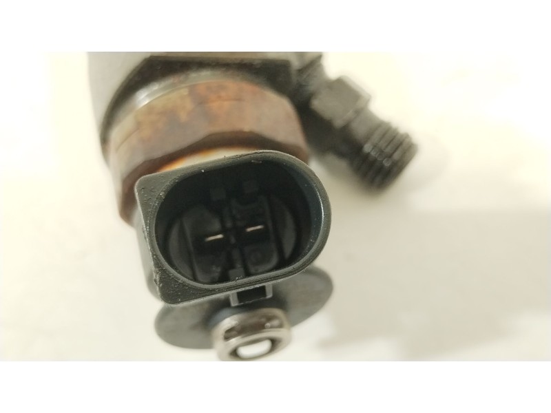 Recambio de inyector para bmw serie 1 berlina (e81/e87) 118d referencia OEM IAM 779844604 0445110289 