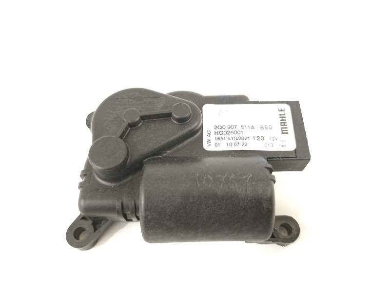 MOTOR APERTURA TRAMPILLAS CLIMATIZADOR 2Q0907511A 