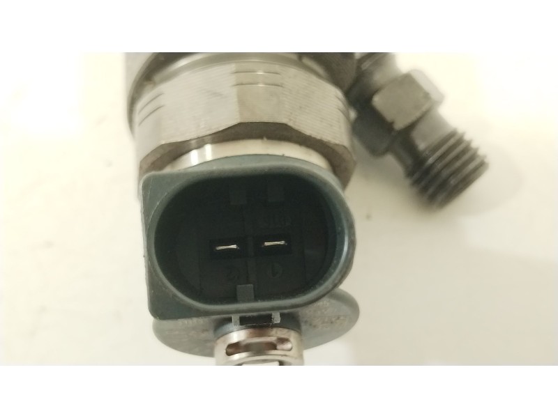 Recambio de inyector para mini mini countryman (r60) cooper d referencia OEM IAM 850690204 0445110600 
