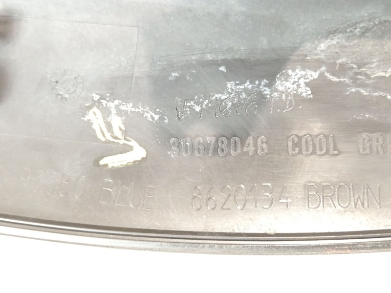 Recambio de aletin trasero derecho para volvo xc70 i cross country (295) d5 xc awd referencia OEM IAM 30678046  