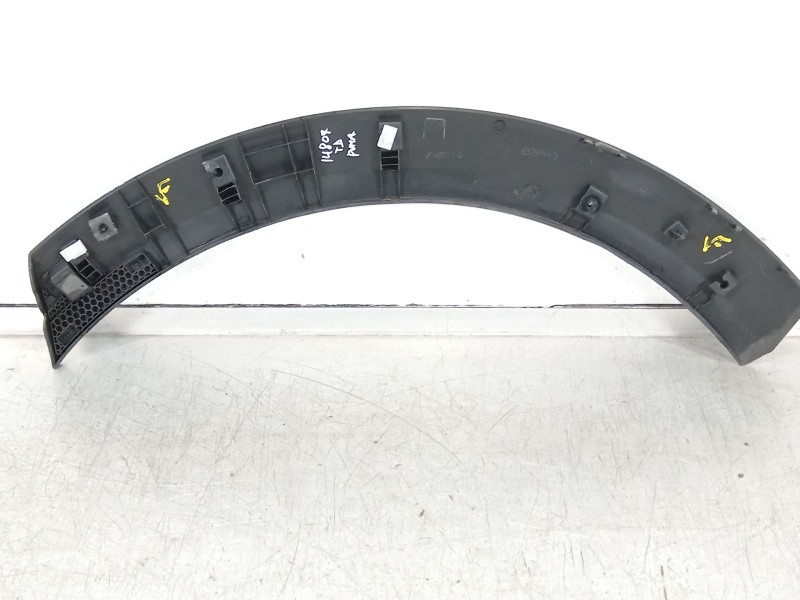 Recambio de aletin trasero derecho para ford puma (j2k, cf7) 1.0 ecoboost referencia OEM IAM L1TBS286D02C  