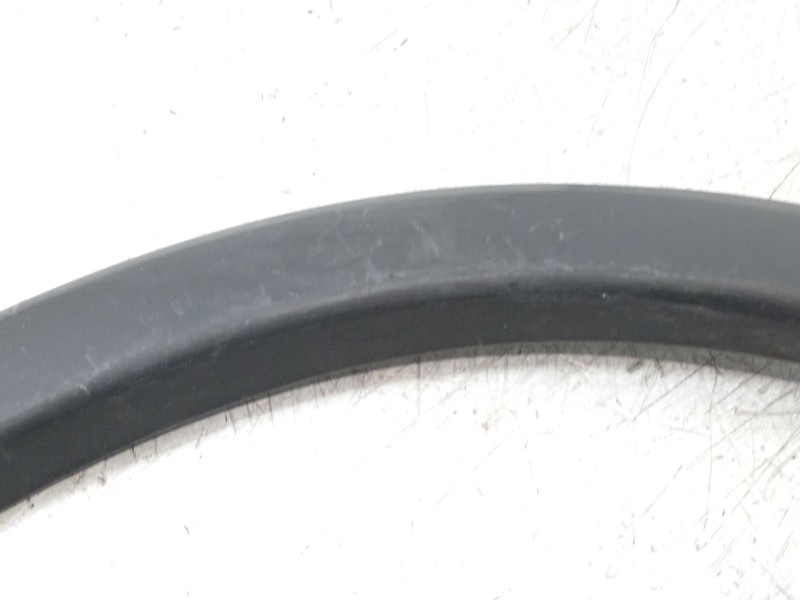 Recambio de aletin delantero izquierdo para citroën c4 aircross 1.6 hdi 115 referencia OEM IAM 7407A237  