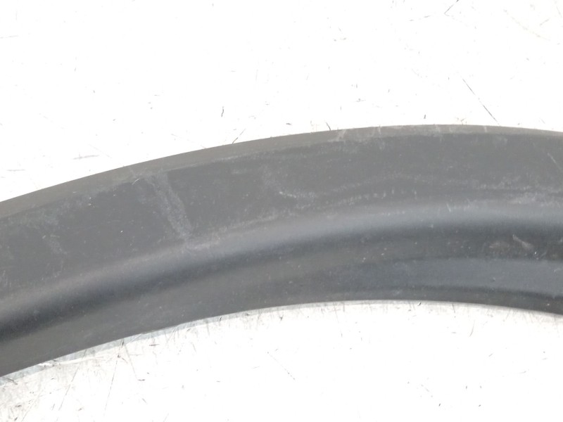 Recambio de aletin delantero izquierdo para citroën c4 aircross 1.6 hdi 115 referencia OEM IAM 7407A237  