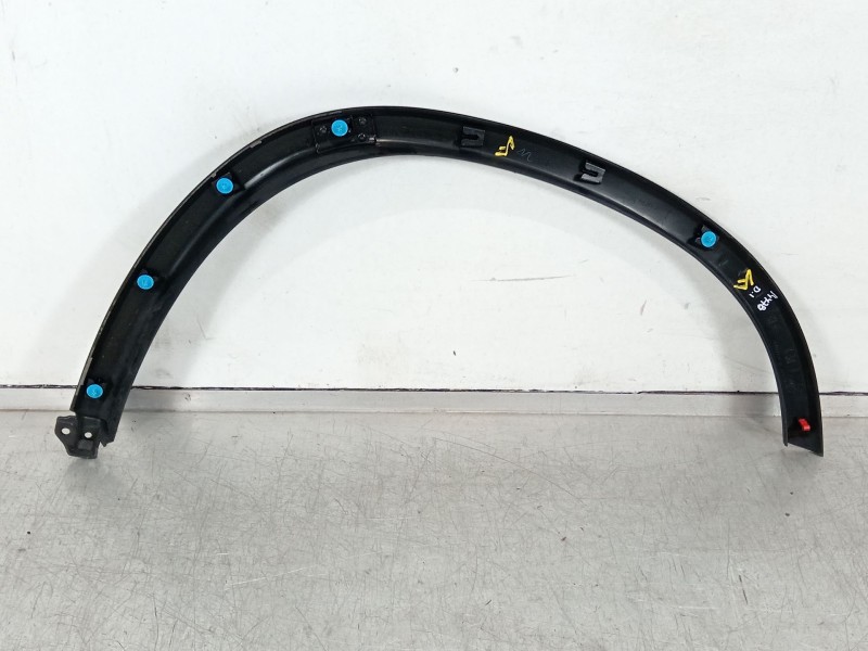 Recambio de aletin delantero izquierdo para citroën c4 aircross 1.6 hdi 115 referencia OEM IAM 7407A237  