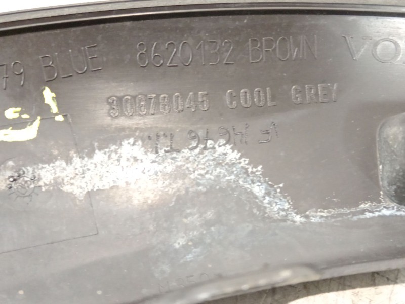 Recambio de aletin trasero izquierdo para volvo xc70 i cross country (295) d5 xc awd referencia OEM IAM 30678045  