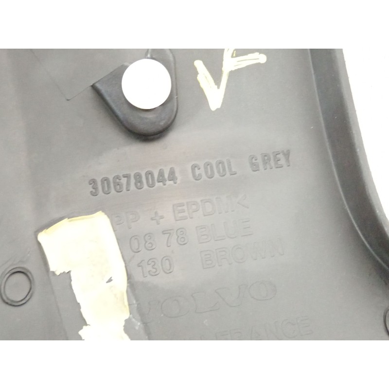 Recambio de aletin delantero derecho para volvo xc70 i cross country (295) d5 xc awd referencia OEM IAM 30678044  