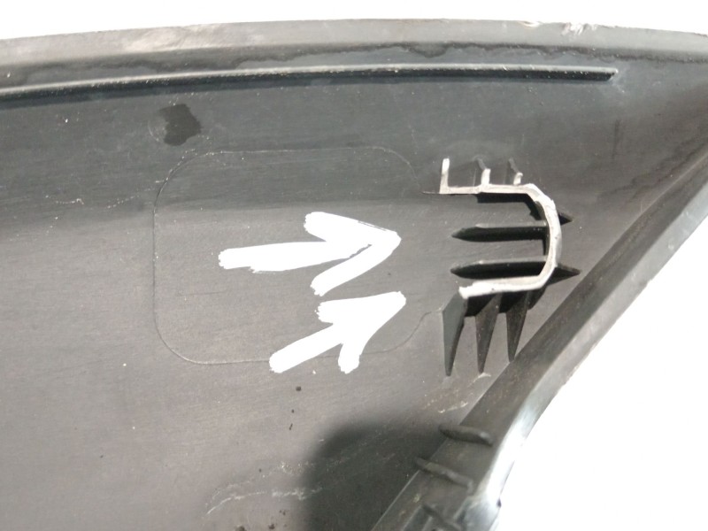 Recambio de aletin delantero izquierdo para chevrolet captiva 2.0 vcdi lt referencia OEM IAM 96439703  