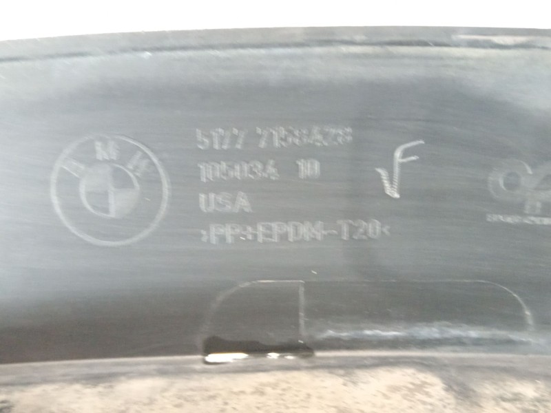 Recambio de aletin delantero derecho para bmw x5 (e70) 3.0d referencia OEM IAM 51777158428  