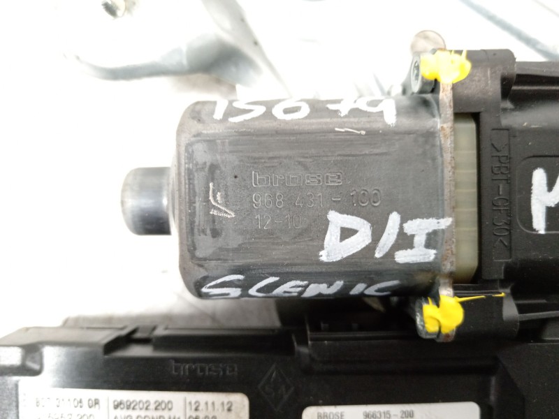 Recambio de elevalunas delantero izquierdo para renault scénic iii (jz0/1_) 1.2 tce referencia OEM IAM 807311050R 968431100 