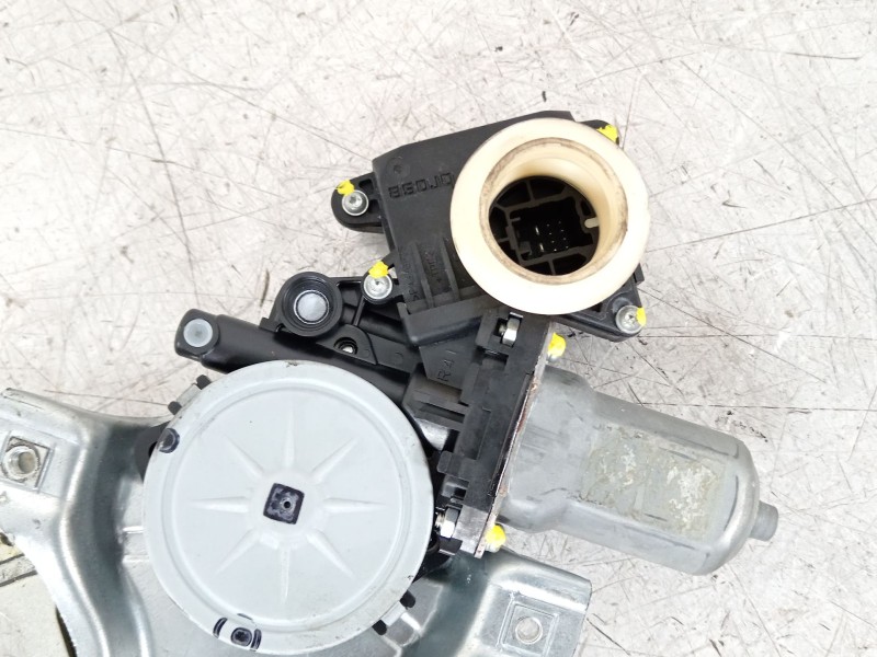 Recambio de elevalunas delantero derecho para toyota auris (_e15_) 1.8 hybrid (zwe150_) referencia OEM IAM 6981002310 8570102010