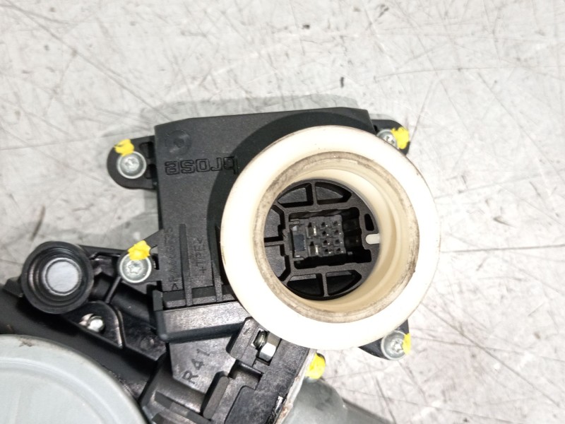 Recambio de elevalunas delantero derecho para toyota auris (_e15_) 1.8 hybrid (zwe150_) referencia OEM IAM 6981002310 8570102010