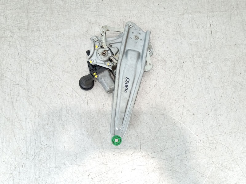 Recambio de elevalunas trasero izquierdo para toyota auris hybrid active referencia OEM IAM 6984002240 857100D100 