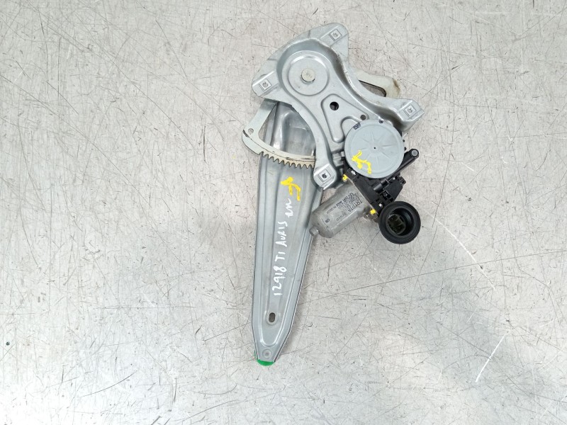 Recambio de elevalunas trasero izquierdo para toyota auris hybrid active referencia OEM IAM 6984002240 857100D100 