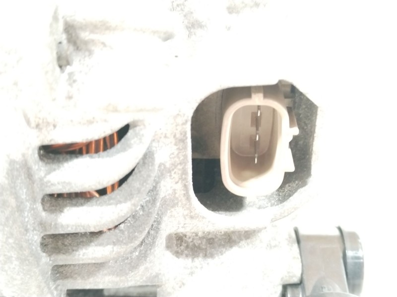 Recambio de alternador para mazda 2 (de_, dh_) 1.5 (de5fs) referencia OEM IAM A2TG1391 ZJ3818300 