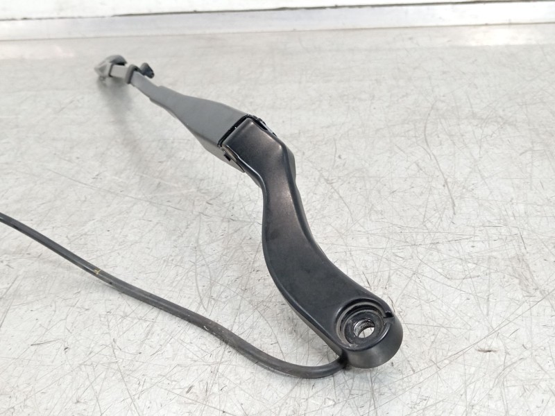 Recambio de brazo limpia delantero izquierdo para tesla model 3 ev referencia OEM IAM 162168300A  