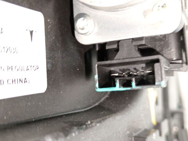 Recambio de elevalunas delantero derecho para tesla model 3 ev referencia OEM IAM 1616443899A 1A002172A 