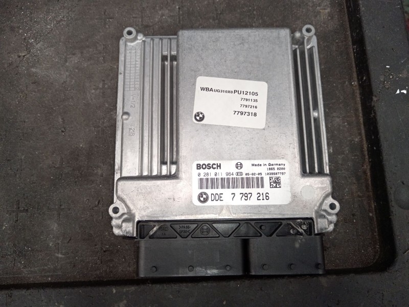 Recambio de centralita motor uce para bmw 1 (e87) 118 d referencia OEM IAM 7797216 0281011964 