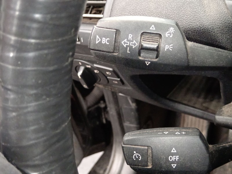 Recambio de mando intermitentes para bmw 1 (e87) 118 d referencia OEM IAM 6962679  