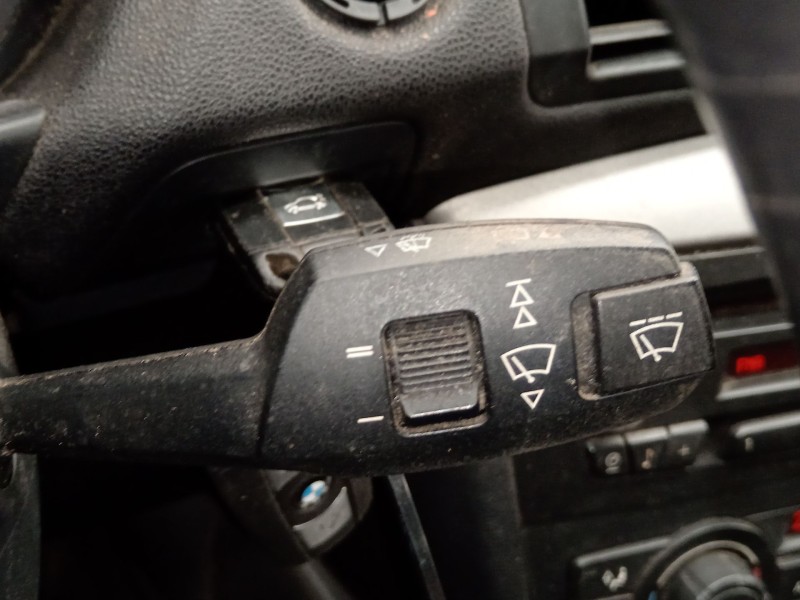 Recambio de mando intermitentes para bmw 1 (e87) 118 d referencia OEM IAM 6962679  