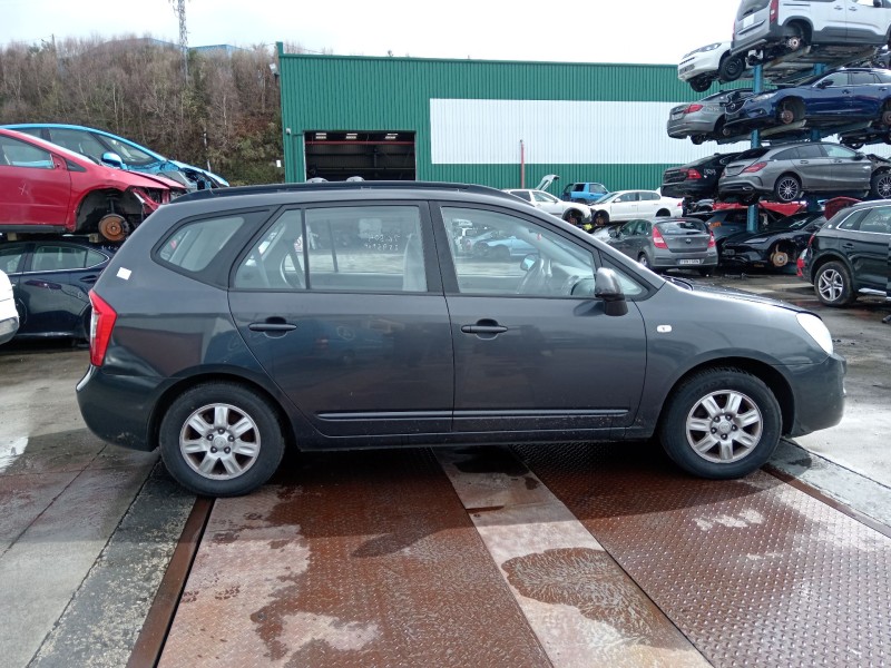 kia carens iii monospace (un) del año 2007