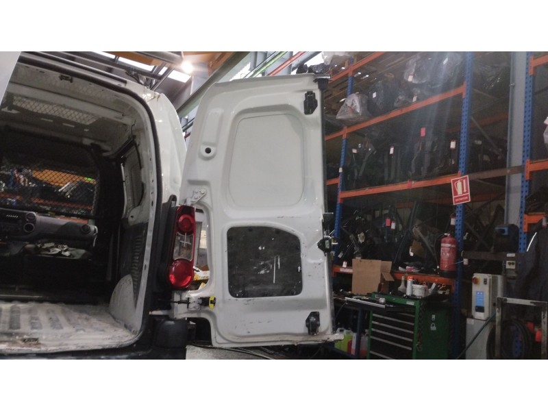 Recambio de puerta trasera derecha para peugeot partner furgoneta/monovolumen (k9) 1.6 bluehdi 75 referencia OEM IAM   