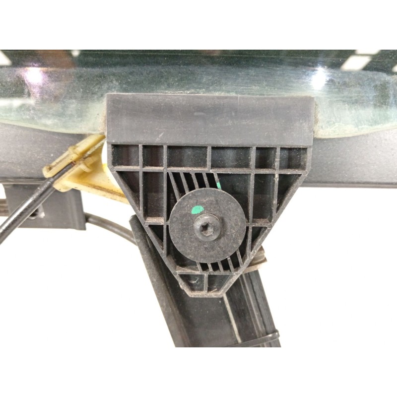 Recambio de elevalunas delantero derecho para seat exeo st (3r5) 2.0 tdi referencia OEM IAM 8E0837462C 8E1959802G 0130821764