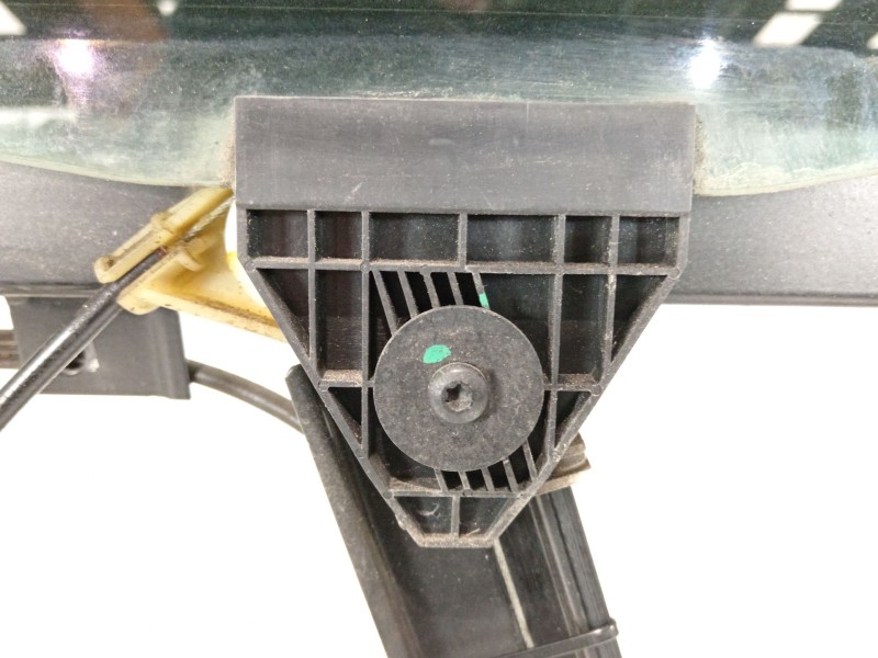 Recambio de elevalunas delantero derecho para seat exeo st (3r5) 2.0 tdi referencia OEM IAM 8E0837462C 8E1959802G 0130821764