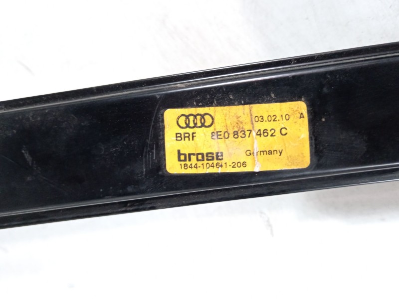 Recambio de elevalunas delantero derecho para seat exeo st (3r5) 2.0 tdi referencia OEM IAM 8E0837462C 8E1959802G 0130821764