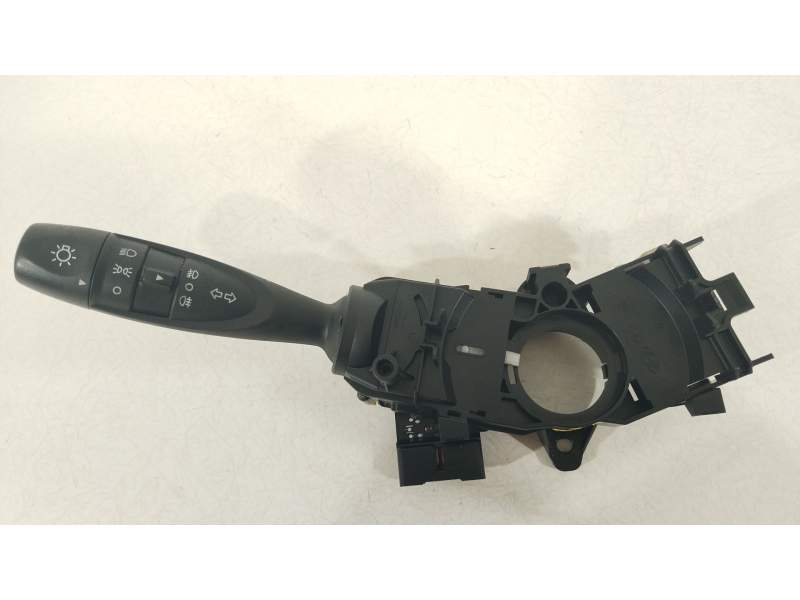 MANDO LUCES 93410B9530 299132302 