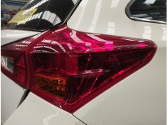 Recambio de piloto trasero derecho para toyota auris hybrid active referencia OEM IAM 8156102710   2