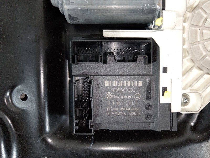 Recambio de elevalunas delantero izquierdo para volkswagen passat b6 (3c2) 2.0 fsi referencia OEM IAM 3C1837755F 1K0959793G 1K09