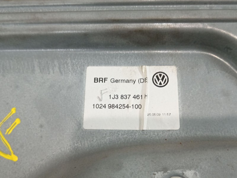 Recambio de elevalunas delantero izquierdo para volkswagen golf iv (1j1) 1.9 tdi 4motion referencia OEM IAM 1J3837461H 1C1959801