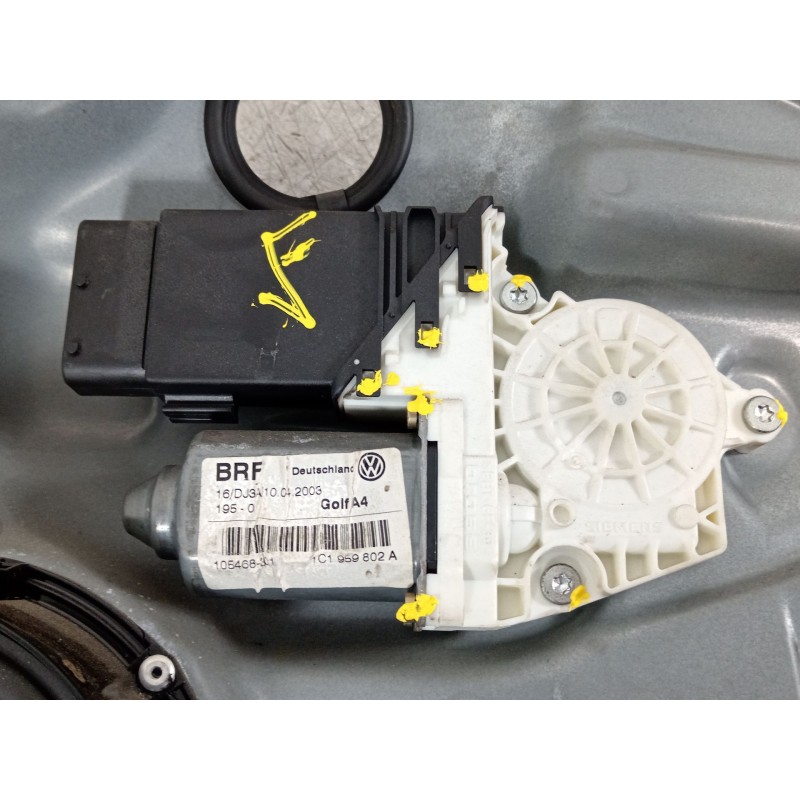 Recambio de elevalunas delantero derecho para volkswagen golf iv (1j1) 1.9 tdi 4motion referencia OEM IAM 1J3837462H 1C1959802A 