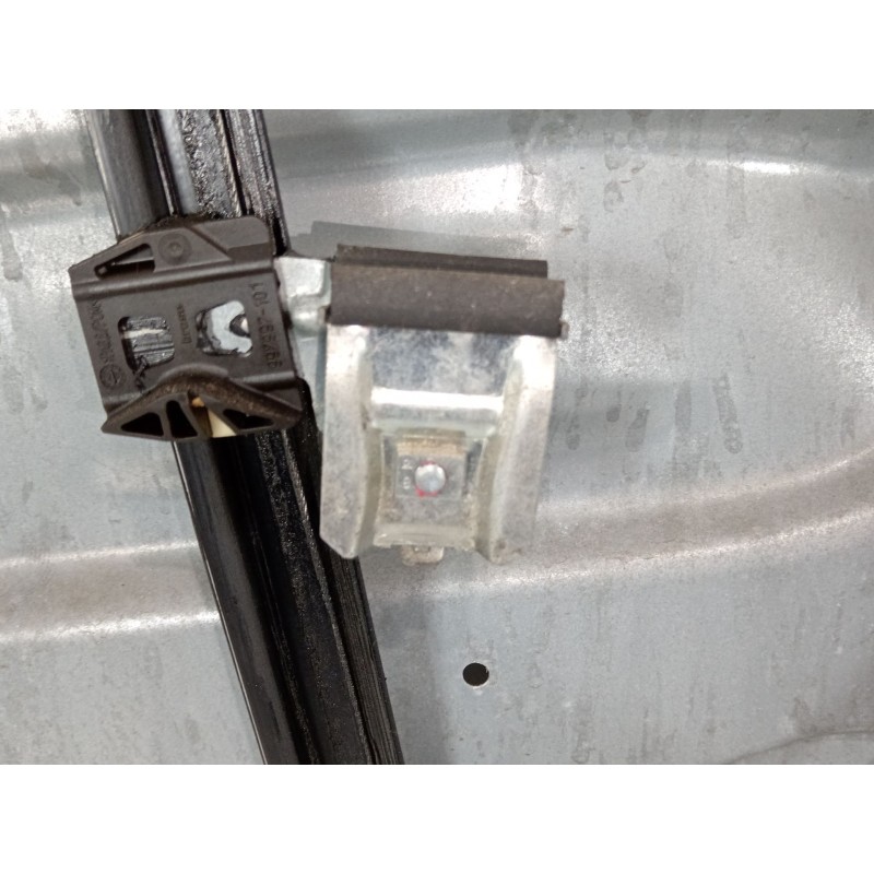 Recambio de elevalunas delantero derecho para volkswagen golf iv (1j1) 1.9 tdi 4motion referencia OEM IAM 1J3837462H 1C1959802A 