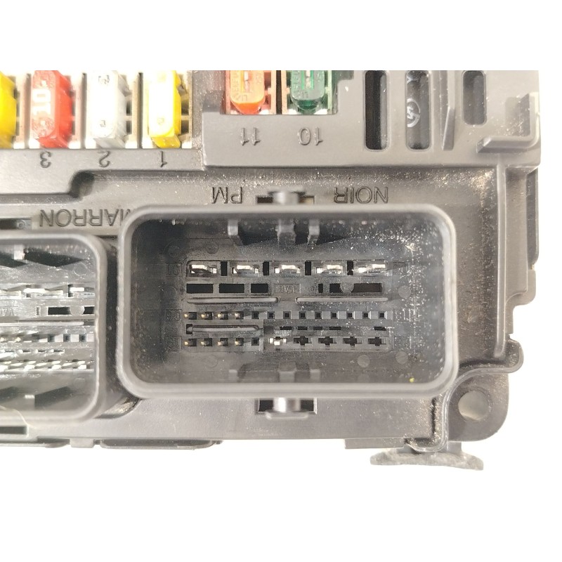 Recambio de caja reles / fusibles para peugeot 407 (6d_) 2.0 (6drfnb, 6drfne) referencia OEM IAM 9661682580 S118983001Q BSML0100
