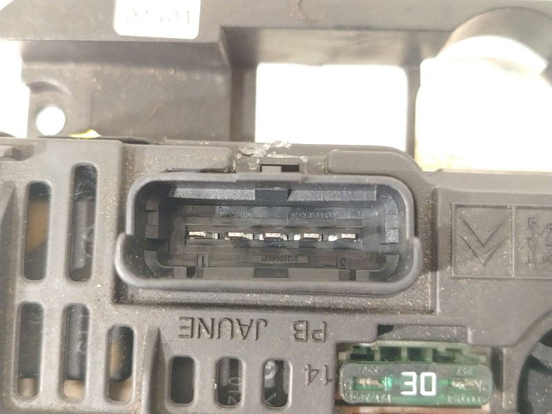 Recambio de caja reles / fusibles para peugeot 407 (6d_) 2.0 (6drfnb, 6drfne) referencia OEM IAM 9661682580 S118983001Q BSML0100