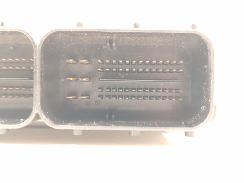 Recambio de centralita motor uce para bmw 1 (e87) 118 d referencia OEM IAM 7797216 0281011964 