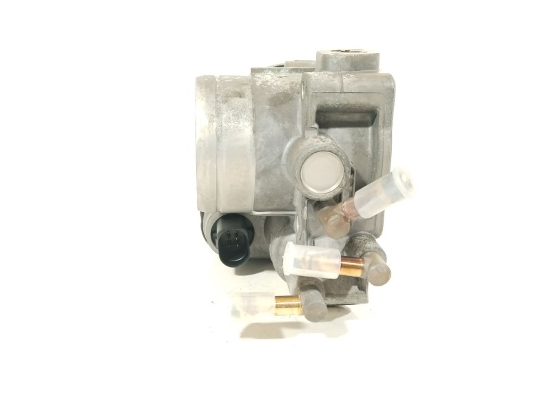 Recambio de caja mariposa para volkswagen new beetle (9c1, 1c1) 1.6 referencia OEM IAM 06A133062A  