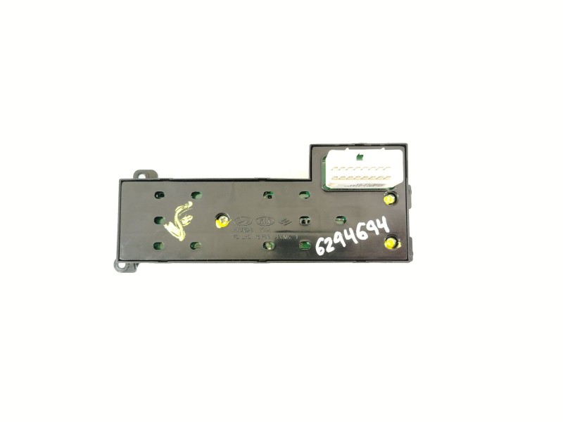 Recambio de mando elevalunas delantero izquierdo para hyundai i30 (fd) 1.4 referencia OEM IAM 935702L010  