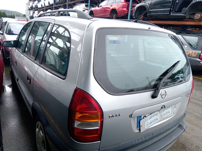 opel zafira a monospace (t98) del año 2000
