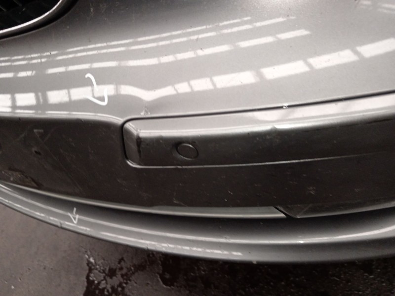 Recambio de paragolpes delantero para bmw 1 (e81) 116 d referencia OEM IAM 7166462  