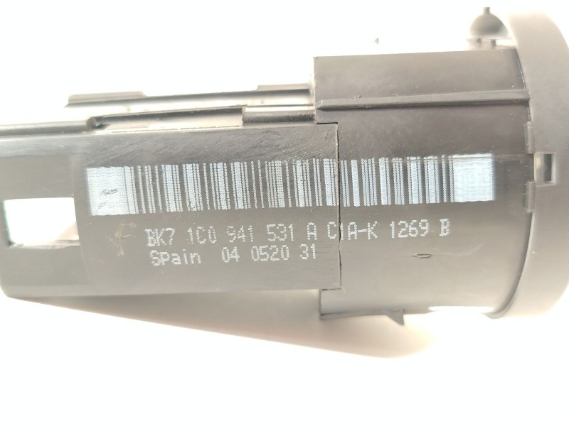Recambio de mando luces para volkswagen golf iv (1j1) 1.9 tdi referencia OEM IAM 1C0941531A  
