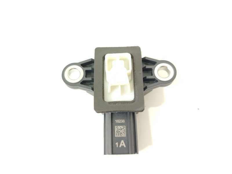 Recambio de sensor para kia carens iv 1.6 gdi referencia OEM IAM 95920A4050  