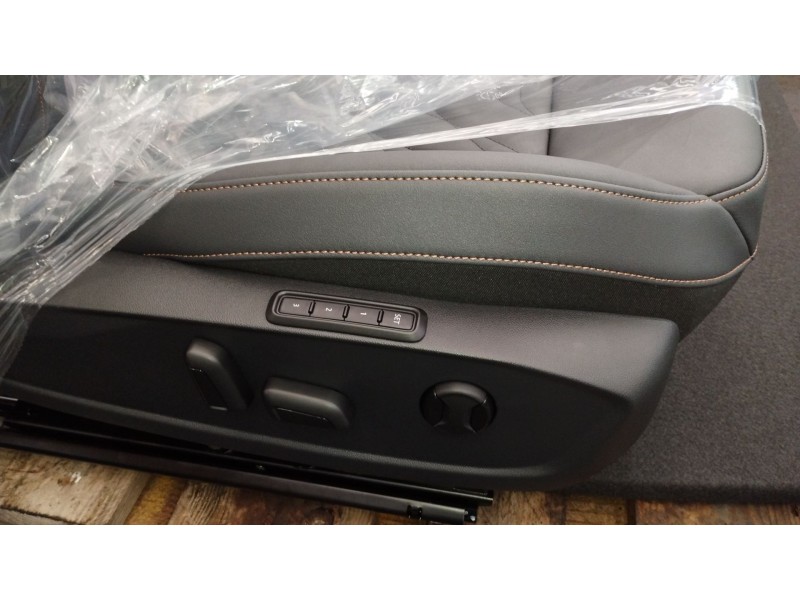 Recambio de asiento delantero derecho para cupra leon (kl1, ku1, kug) 2.0 tsi referencia OEM IAM 4K0881106K  